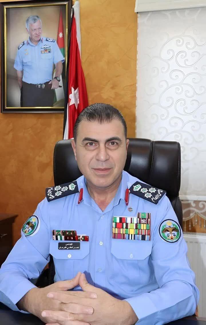 آل خطاب يشيد بجهود العميد عمر القرعان في تطوير خدمات ترخيص السواقين والمركبات