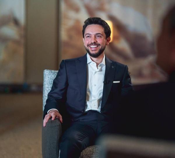 ولي العهد مُهنئًا بعيد العمال: يعطيكم العافية