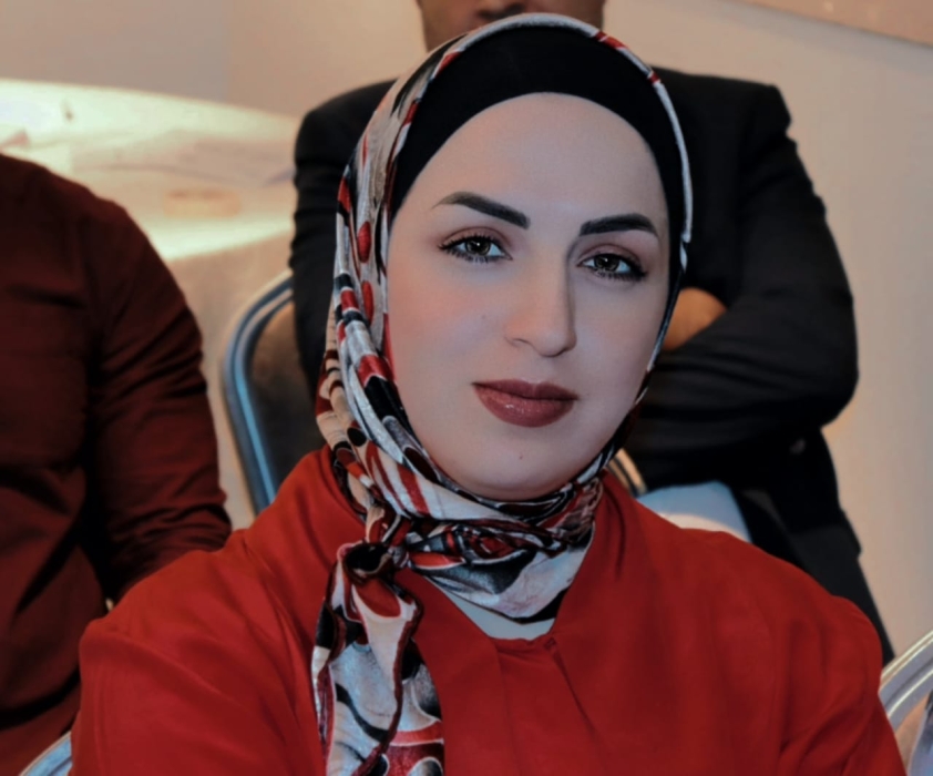 الكيلاني تكتب :بعرق جبينكم وبأيديكم تبنى البلاد
