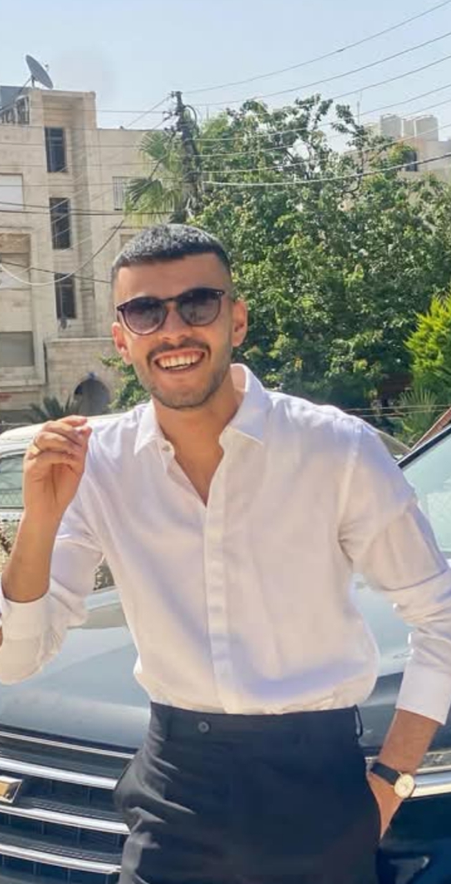 الإعلامي الزحيمات :في عيد العمال.. تحية للذين يزرعون الأمل في تربة الوطن