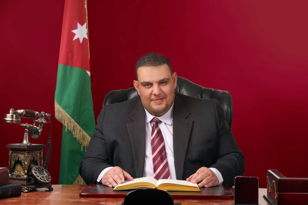 الدكتور عمر العنبر يهنئ بعيد العمال