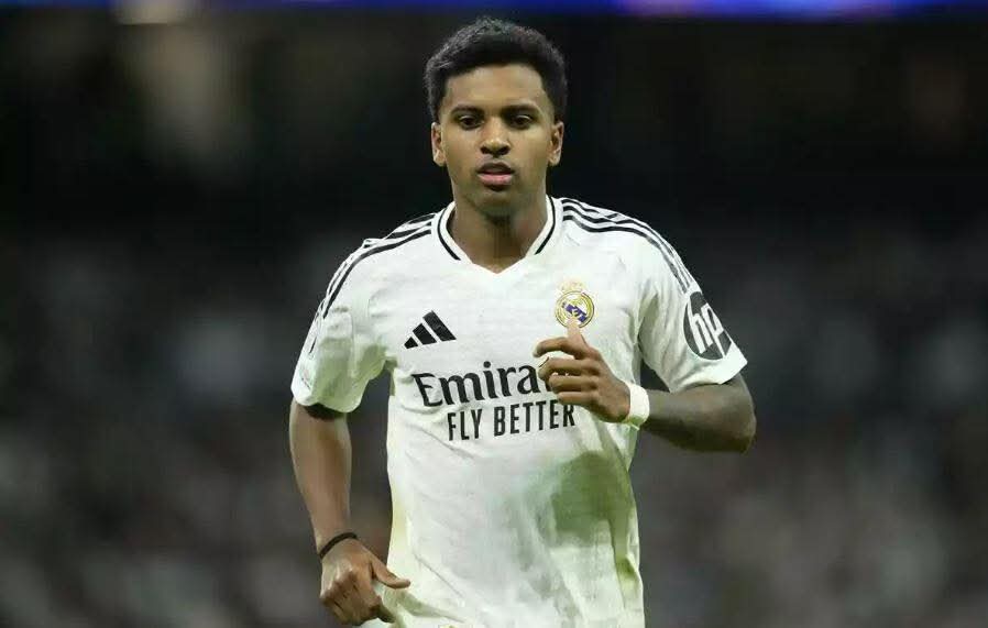 ليفربول يبدي اهتمامه بضم رودريغو من ريال مدريد