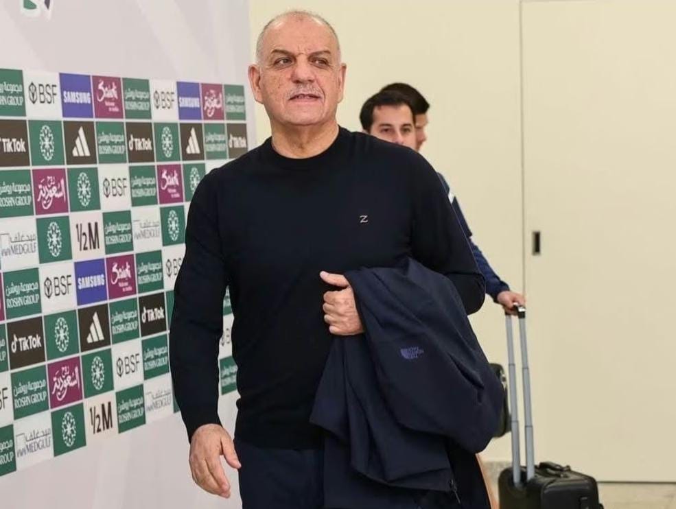 العروبة السعودي يقيل عدنان حمد من تدريب الفريق الكروي