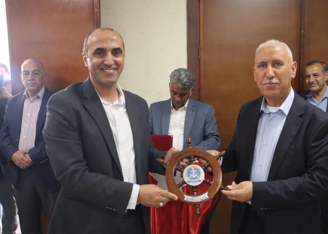 القوة البحرية والزوارق الملكية تشارك متقاعديها العسكريين فعالية المحبة تجمعنا بمحافظة معان...صور