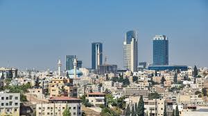 طقس معتدل اليوم وزخات مطرية جنوبي وشرقي المملكة غدًا