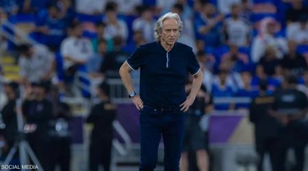 الهلال السعودي يقيل مدربه جيسوس .. ويكشف عن بديله المؤقت