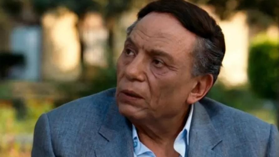 بعد شائعات تدهور صحته .. لبلبة تفجر مفاجأة عن عادل إمام