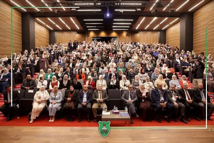 الجامعة الأردنية تطلق ملتقى الشراكة والتوجيه والإعداد الوظيفي الثالث للمعلمين في الأردن