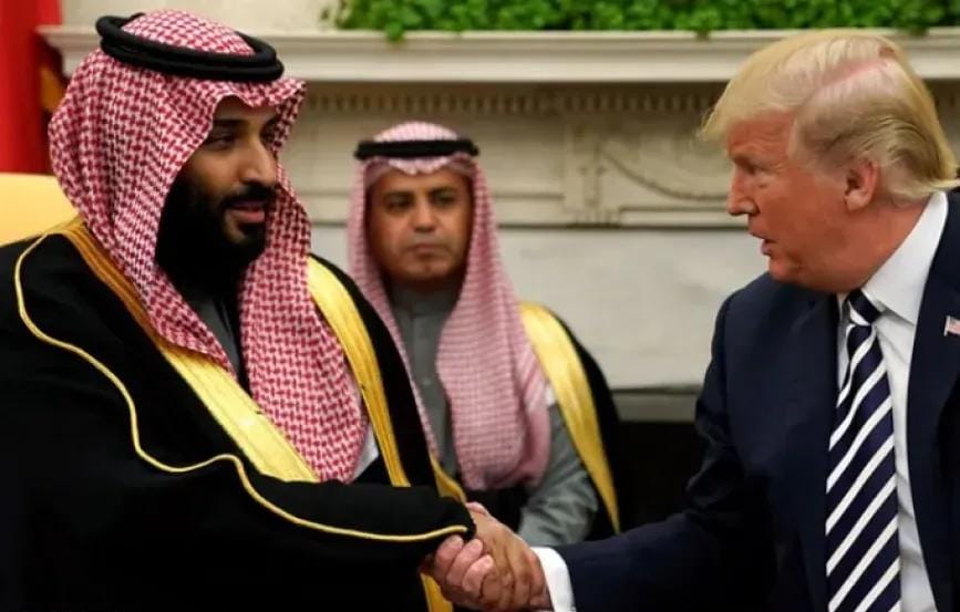 صحيفة اسرائيلية: السعودية تغيّر قواعد اللعبة النووية وقرار الحرب على إيران أو الاتفاق يمر عبر الرياض