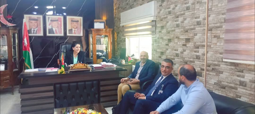ابورمان تستقبل منفذي ورشة التوعوية على إعداد الخطط التنفيذية السنوية لرؤساء الأقسام في المديرية.