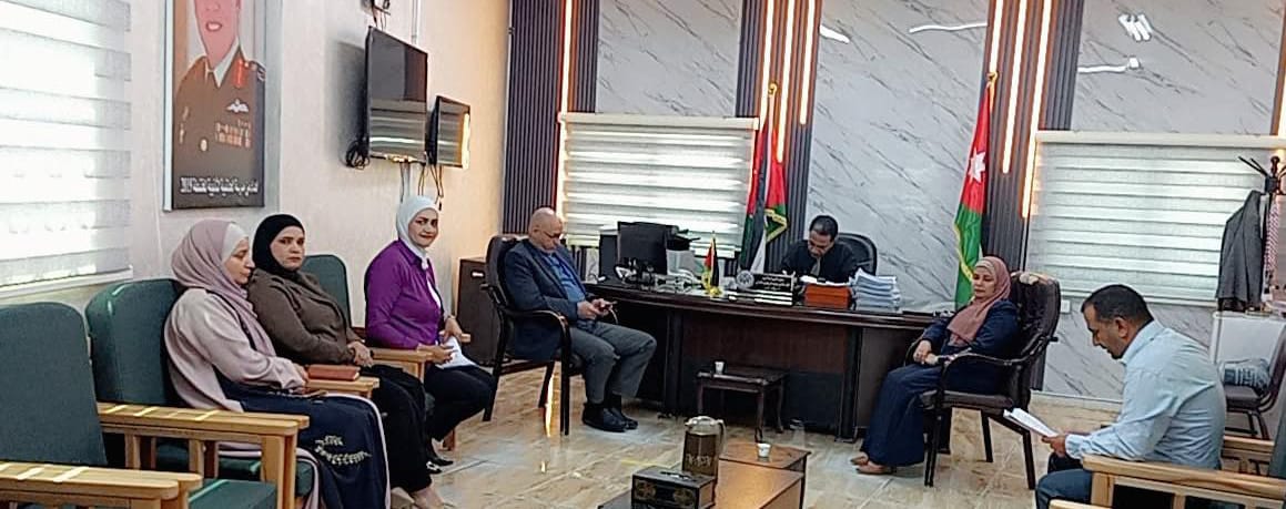 مدير تربية الموقر يلتقي فريق التطوير التربوي في المديرية