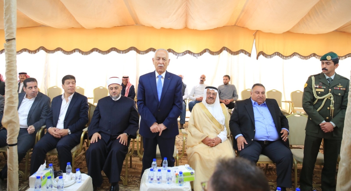 مندوبا عن الملك وولي العهد...العيسوي يعزي عشيرتي الموالي والعوايشة...صور
