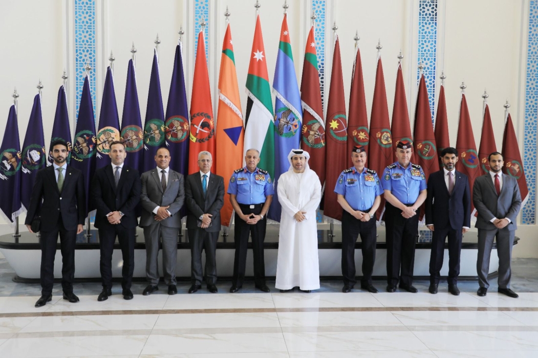 مدير الأمن العام يلتقي رئيس الإنتربول لبحث سبل التعاون الأمني الدولي