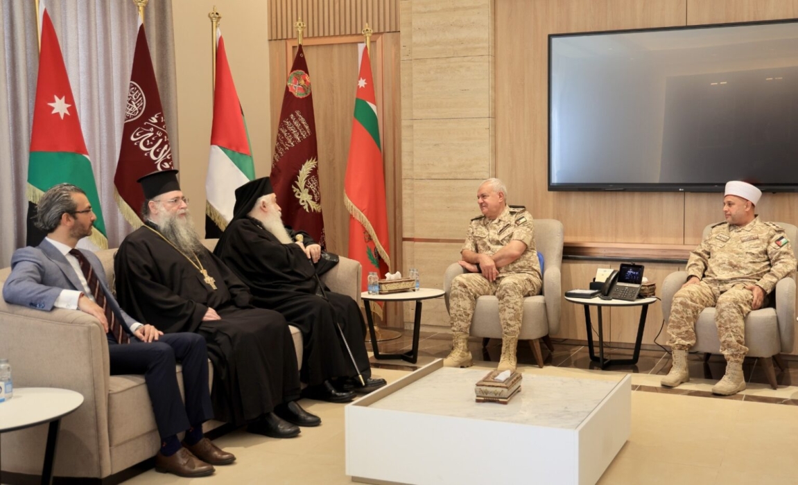 رئيس هيئة الأركان المشتركة يستقبل مطران الروم الأرثوذكس في الأردن