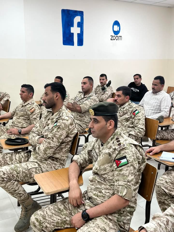 شعبة الإشراف تنظم ورشة عمل حول بناء الاختبارات في مدرسة الفيصلية