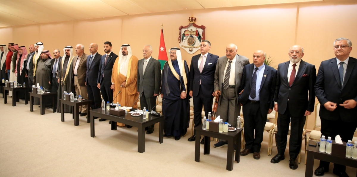 رئيس الديوان الملكي يلتقي وفدا من وجهاء وأبناء عشائر سحاب..صور