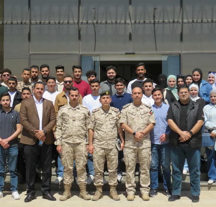 طلبة دائرة التعليم الجامعي يعززون معرفتهم الوطنية والتاريخية عبر زيارات ميدانية