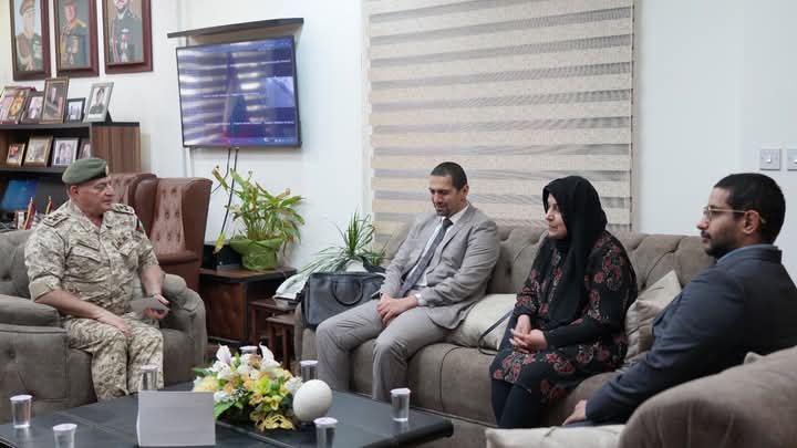 وفد من وزارة الصحة الكويتية يزور مديرية الخدمات الطبية الملكية ـصور