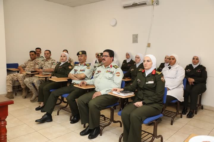 افتتاح دورة لغة الإشارة الصم والبكم في مركز التأهيل الملكي... صور