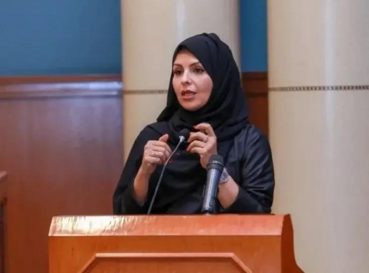 من هي الدكتورة إيناس العيسى التي أمر الملك سلمان بتعيينها نائبًا لوزير التعليم السعودي؟