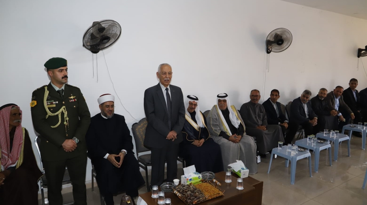 مندوبا عن الملك وولي العهد.. العيسوي يعزي عشيرة الحجاج