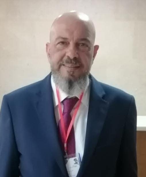 الدكتور أحمد الدحيات نقيباً للأطباء البيطريين