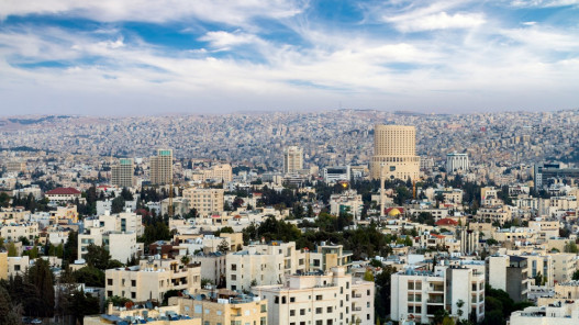 متى تنتهي الموجة الحارة وتبدأ الأجواء اللطيفة ؟