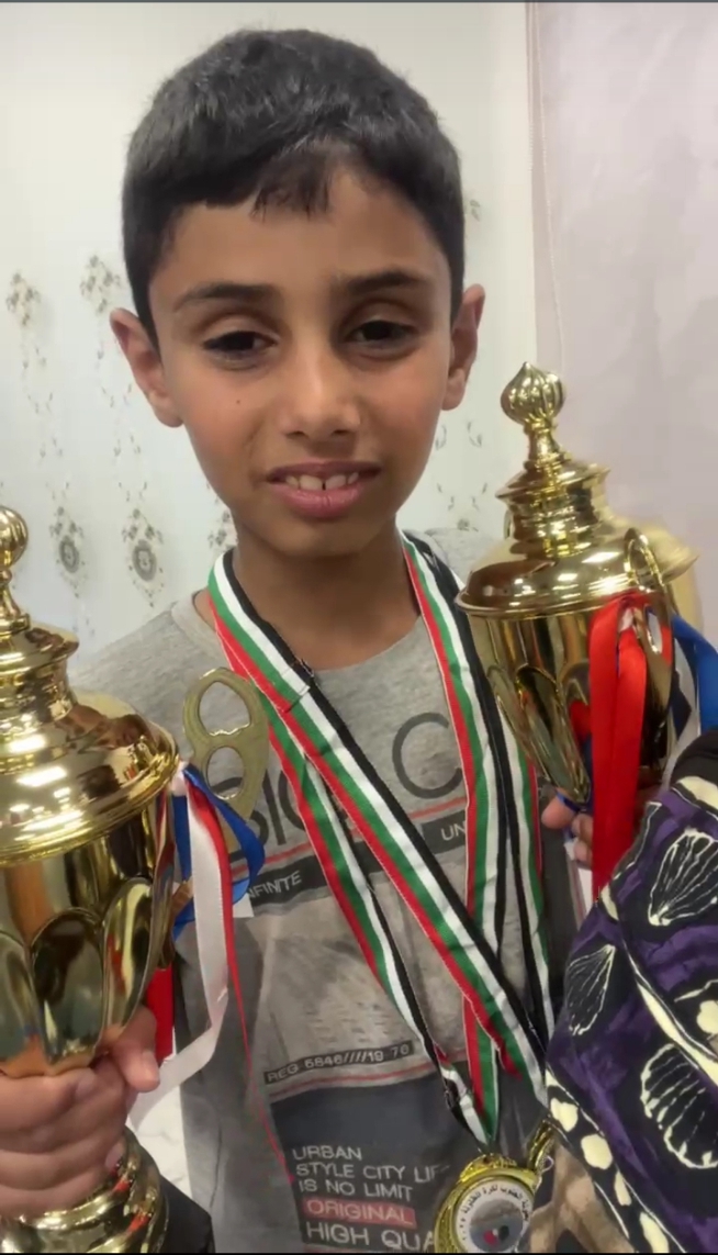 عمر عزام الصرايرة يحصد لقبين في بطولة الاتحاد الأردني لكرة الطاولة بالعقبة