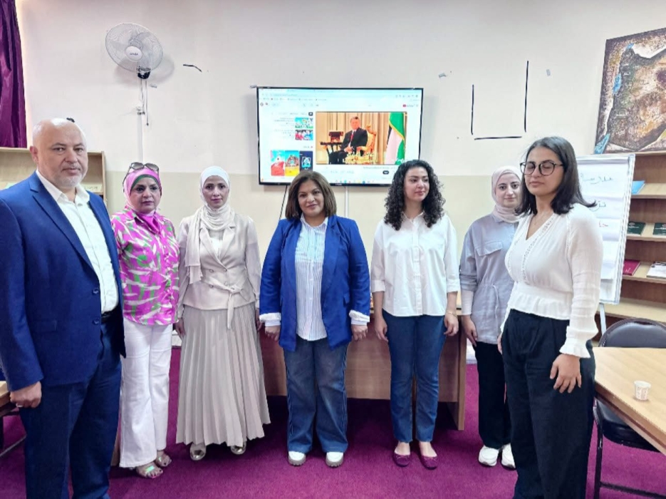 العجارمة تفتتح ورشة تدريبية لمعلمي التربية الفنية