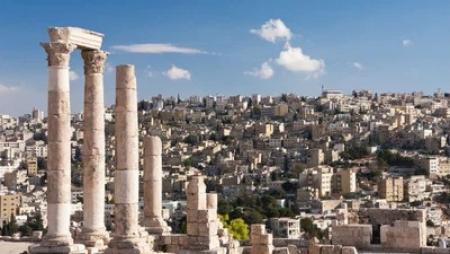 أجواء معتدلة الثلاثاء وتحذير من الغبار ليلًا في مناطق البادية