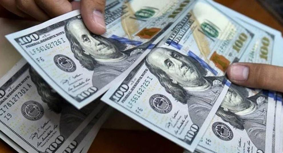 ارتفاع سعر الدولار وسط تفاؤل بمحادثات التجارة الأمريكية  الصينية