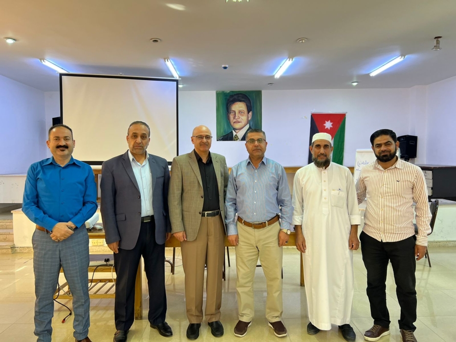 المجالي يتابع توزيع أسئلة الاختبار الوطني لطلبة الصف الثامن في الكرك