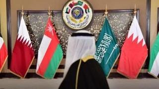 القمة الخليجية الأمريكية.. بدء توافد القادة إلى السعودية
