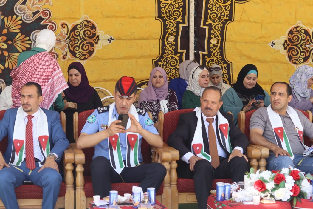 تربية ديرعلا تحتفل بالاستقلال ال 79...صور