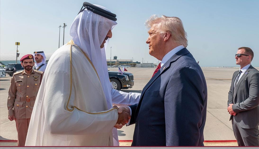 ثاني محطة في جولته الخليجية.. ترامب يصل الدوحة والأمير تميم في استقباله