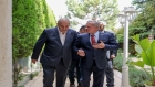 الملك يزور إياد علاوي معزيا بوفاة نجله