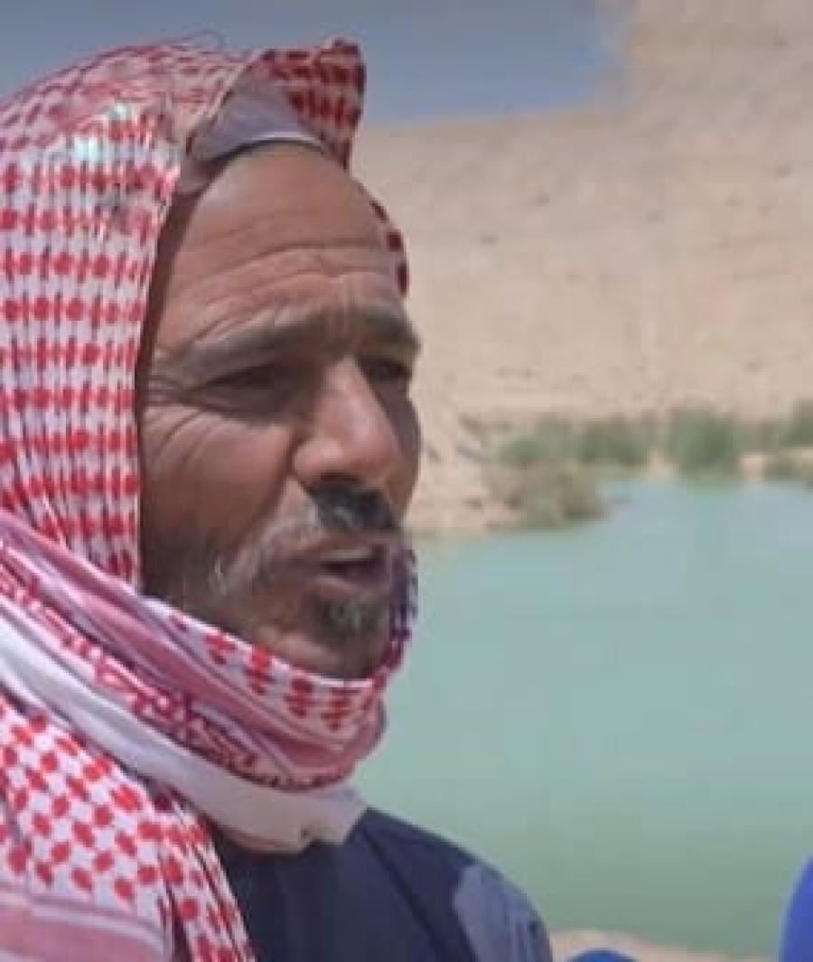 أسمعه يناديني من الأعماق .. مأساة أب مفجوع يلازم ضفاف بركة مائية منذ 11 يومًا بحثًا عن جثمان ابنه