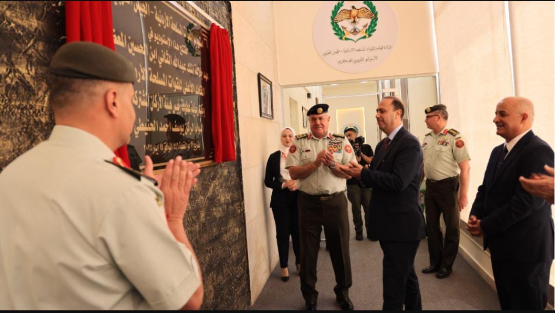 اللواء الركن الحنيطي يفتتح الاستديو التلفزيوني العسكري في الذكرى الستين لتأسيس مديرية الإعلام العسكري...صور
