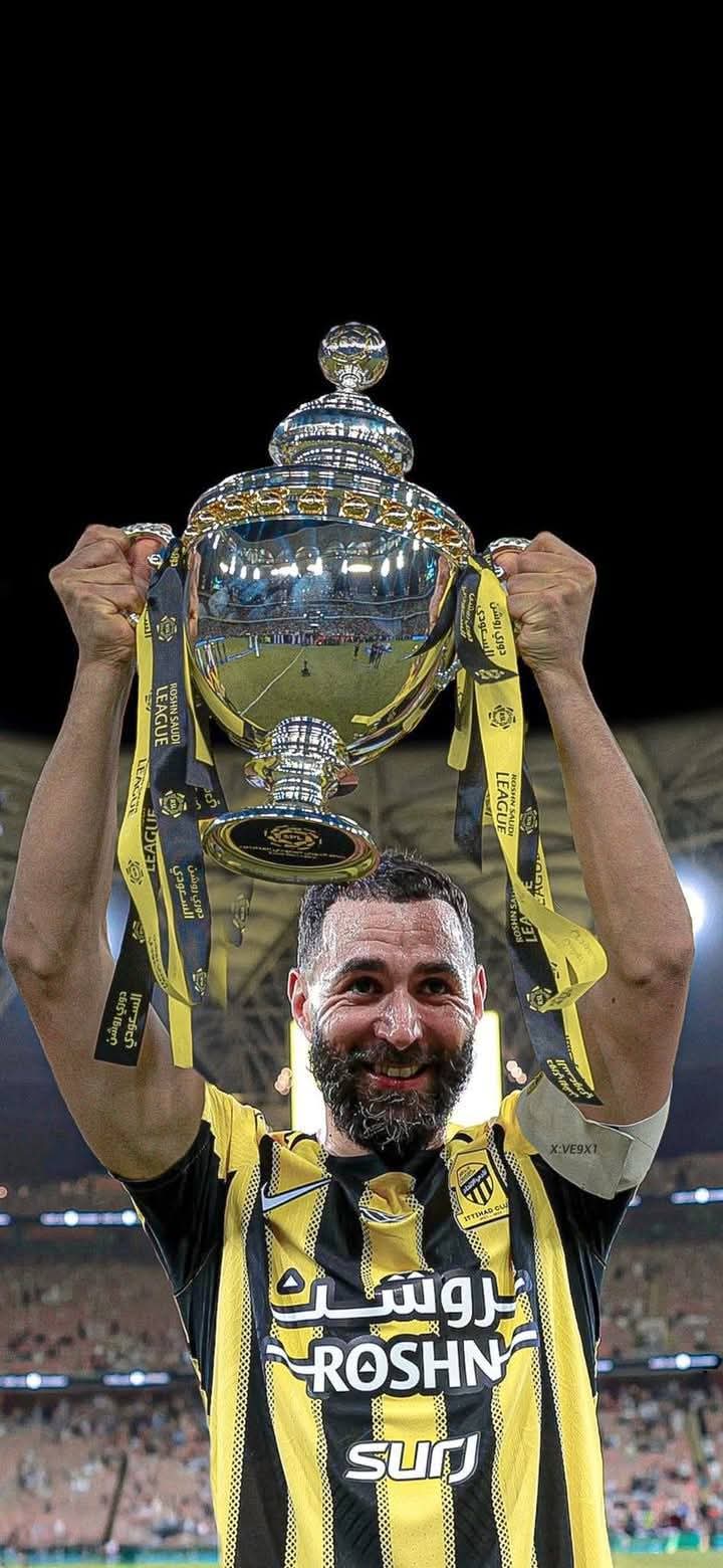 الاتحاد يفوز بلقب الدوري السعودي للمحترفين..صور