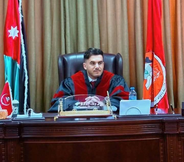 مخلد شاكر الزواهره ينال درجة الدكتوراه في اللغة العربية وآدابها من الجامعة الهاشمية