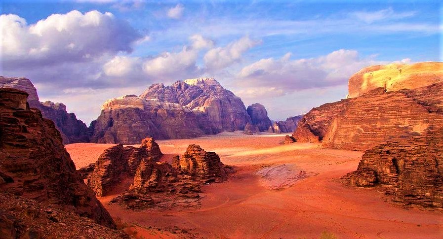 مديرية الأمن العام تُحذر من ارتفاع درجات الحرارة وتدعو لاتباع إجراءات الوقاية اللازمة.