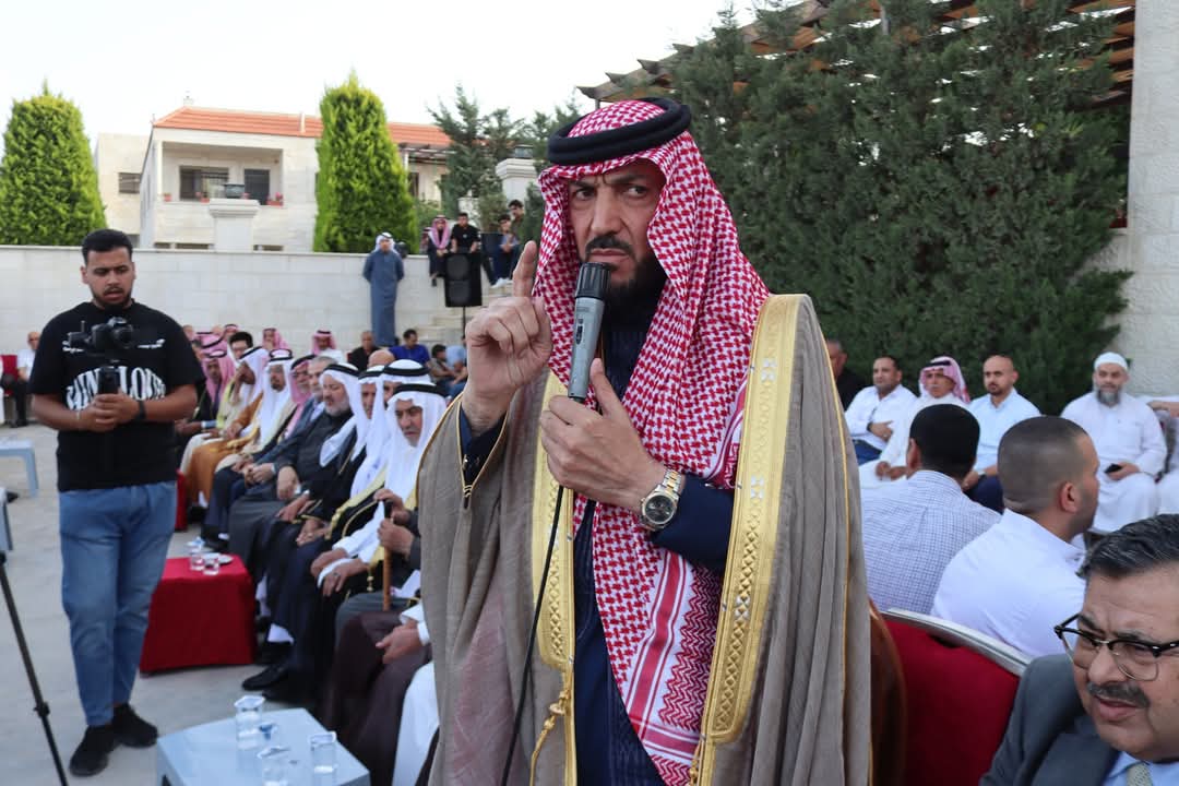 الدعجة تضرب اروع الامثلة بالصفح والتسامح أمام الشيخ عبدالكريم الحويان ...صور وفيديو