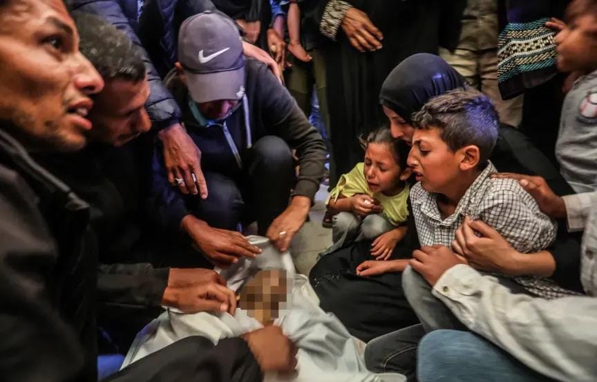 غزة تُباد.. 132 شهيدًا منذ فجر اليوم وجميع مستشفيات شمال القطاع خارج الخدمة