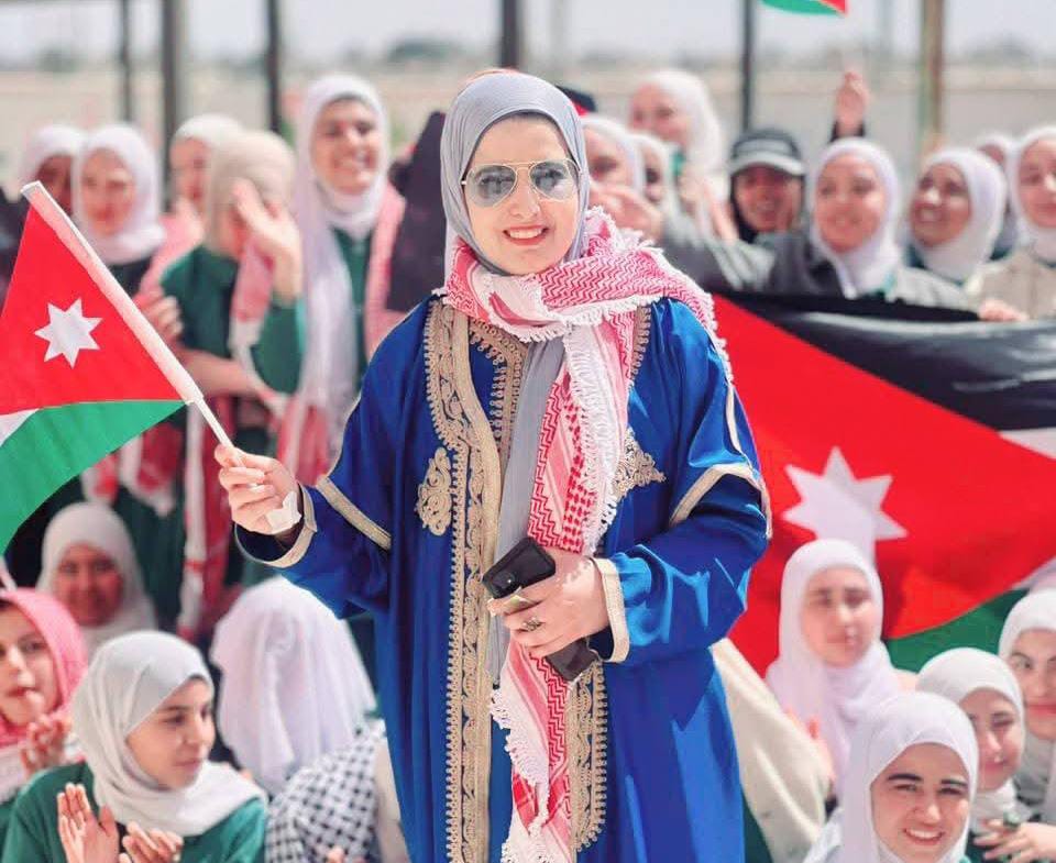 مبارك للدكتورة فريال الشخوت حصولها على رتبة اداري خبير