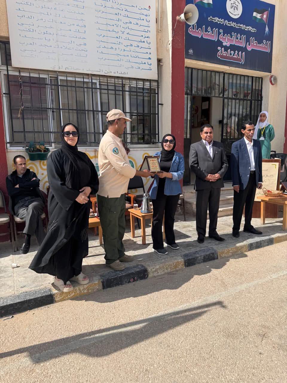 تهاني الفايز وسهير حلمي تتقدمان بالشكر للمدرب فالح الصبيح الزبن