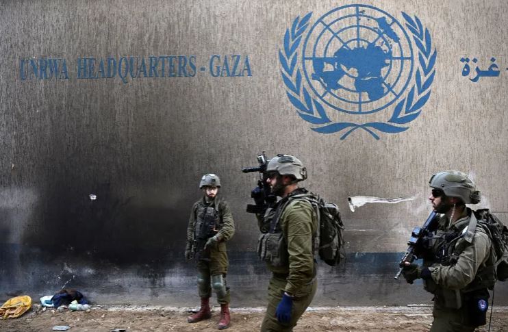 الأونروا: إسرائيل قتلت أكثر من 300 من موظفينا في غزة