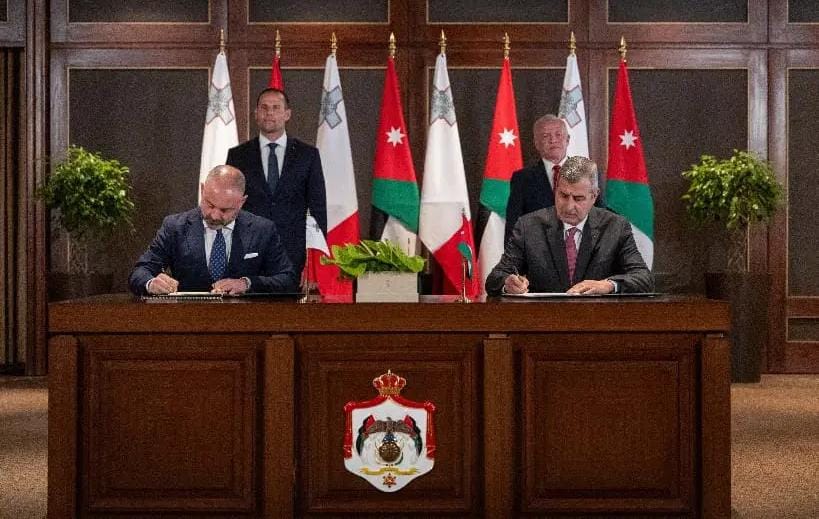 الملك ورئيس وزراء مالطا يشهدان توقيع اتفاقية وثلاث مذكرات تفاهم للتعاون بين البلدين