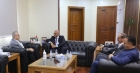وزير الأشغال يستقبل نقيب الصحفيين