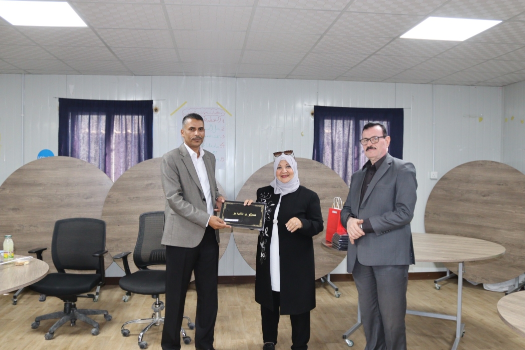 المساعيد يكرم مدارس مخيم الزعتري المشاركة في الاختبارات الدولية بيزا وبيرلز،