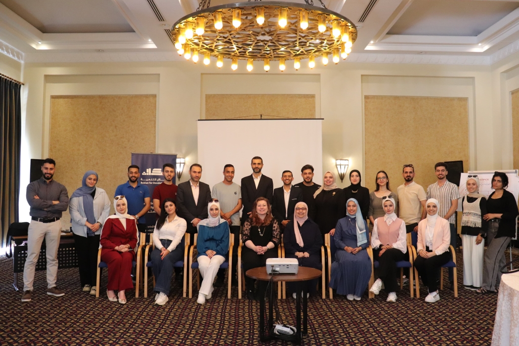 بُكلان للتنمية تختتم مخيم العدالة المناخية للشباب الأردني في البحر الميت